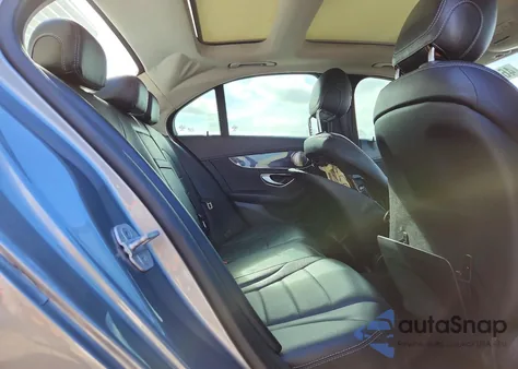 2015 Mercedes-Benz C 300 4Matic from USA, damaged, VIN 55SWF4KB6FU011849